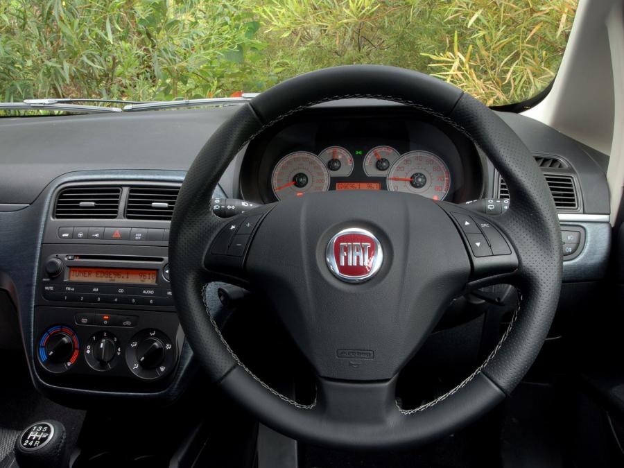  Fiat Punto T-Jet 3-Door 2008 года  (AU) (фото 14 из 15)